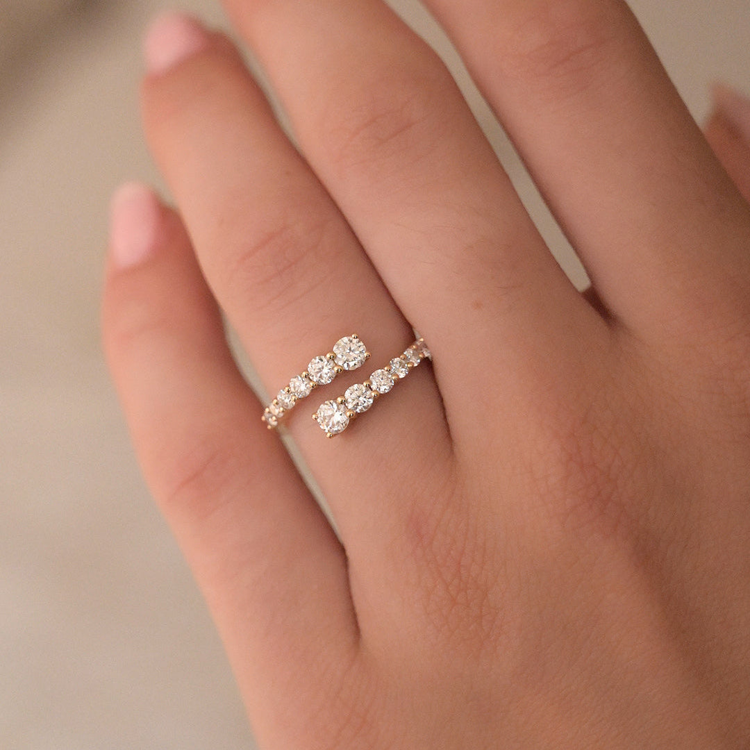 Graduated Diamond Wrap Ring