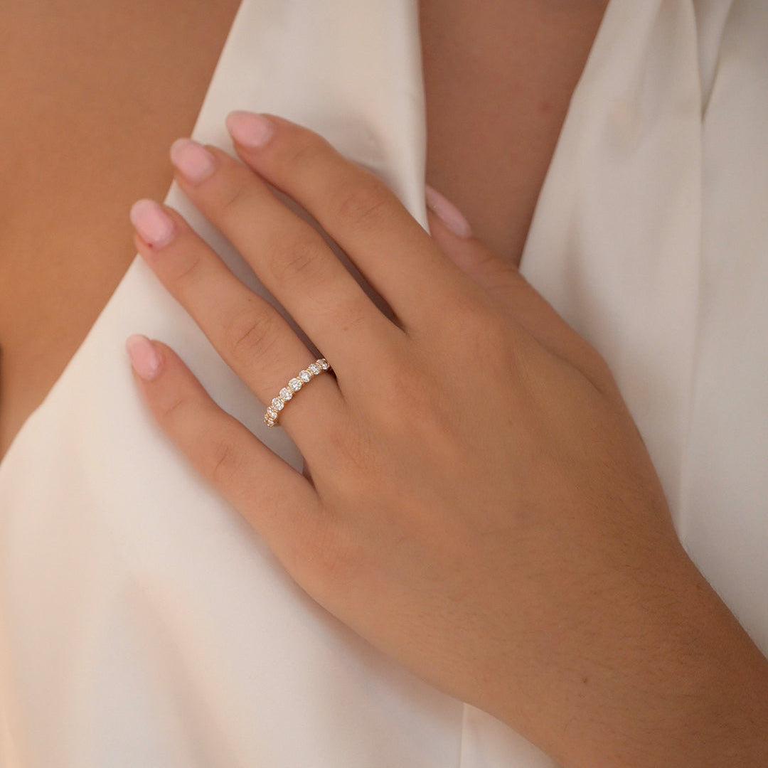 Round Brilliant Lab Diamond Eternity Ring