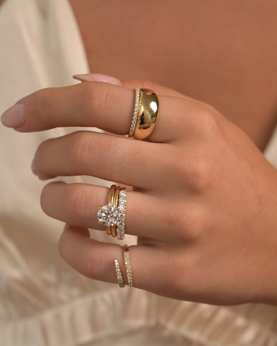 Round Lab Diamond Engagement Ring