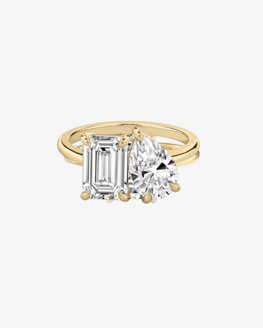 Emerald & Pear Lab Grown Engagement Ring Toi et Moi