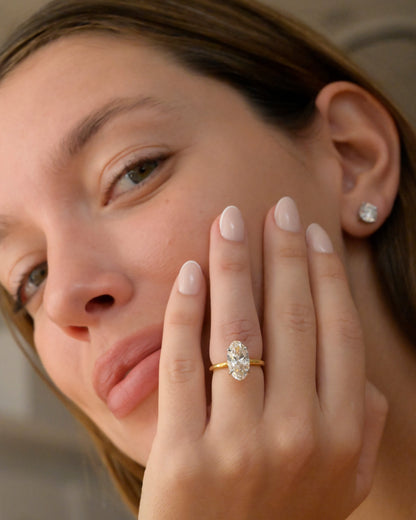 Moval Lab Diamond Engagement Ring 2 Carat
