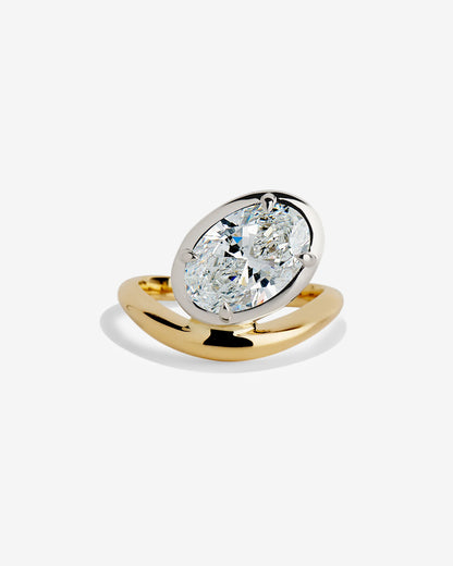 Tilted Oval Wave Ring 3 Carat